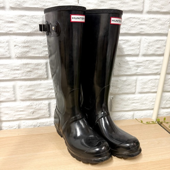 Hunter Shoes - Hunter Original Black Tall Gloss Rain Boots (7)